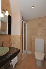 Chester Apartments - Bad