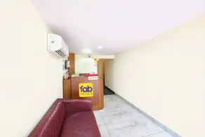 Fabhotel Celebrity Inn - Recepción