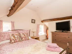 Chapel Cottage, BUNBURY - Rum