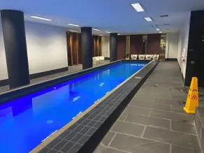 Premium 2-Bedroom Oasis near Yarra River MCEC South Wharf DFO - Pool