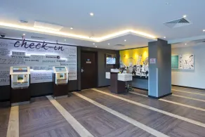 Premier Inn Gloucester - Quayside - Reception