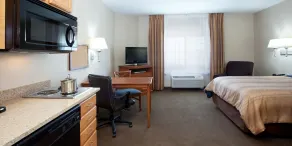 Candlewood Suites Columbus Fort Benning by IHG - Værelse