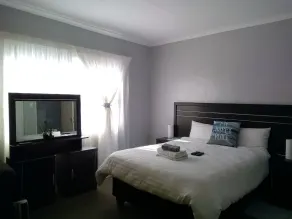 Noble Hearts Bed & Breakfast - Room