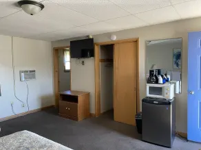 The Edgewood Motel - Chambre