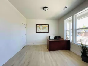 Prestine and comfortable home - Lobby