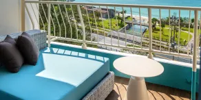 TWIN LINE HOTEL YANBARU OKINAWA JAPAN Formerly Okinawa Suncoast Hotel - Vue de la chambre