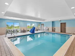 Holiday Inn Express Peotone by IHG - Basseng