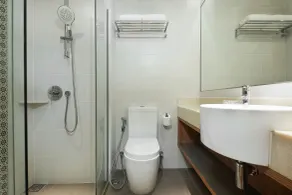 Dash Living Rochor - Baño