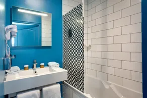 Hôtel Restaurant Les Clairions Auxerre - Salle de bain