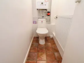Cozy Cottage - Bathroom