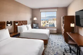 Four Points by Sheraton Penticton at the Convention Centre - Room