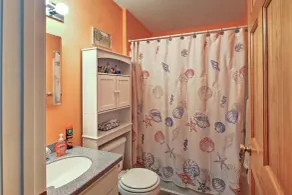 Wells Beach Cottage w/ Pool Access ~ 1 Mi to Coast - Interior