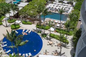 Hilton Vacation Club The Modern Honolulu - Pool