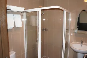 Escale Hotel - Bathroom