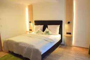 small and cozy Gasthof Rieder Stubn B & B on - site Restaurant and Pinseria - Habitación
