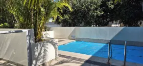 A perfect place to hide away with river side charm - Pool
