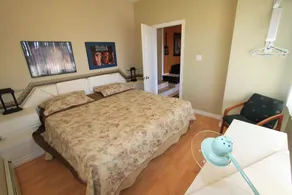 Riverfront Villa - Room
