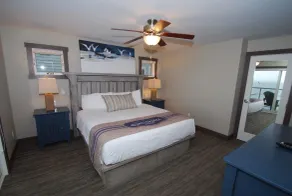 Quarterdeck Resort - Rom