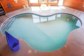 Cedar Motor Inn - Piscine