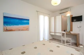 Irini Studios - Room
