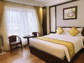 Hoang Minh Chau Ba Trieu Hotel - Room