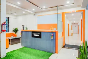 Townhouse Oak Hadapsar Sahyadri Hospital - Lobby