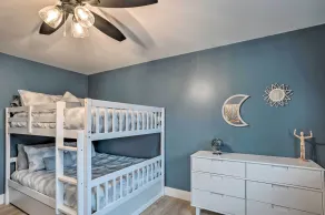 Cozy West Palm Beach Condo: 1 Block to Shore! - Interiör
