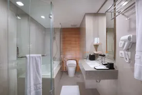 Harper MT Haryono by ASTON - Bathroom