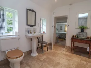 Wolvesacre Mill Cottage - Badrum