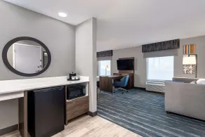 Hampton Inn & Suites Richmond, IN - Chambre