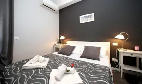 A 2 Passi Dai Musei Luxury Guest House - Zimmer
