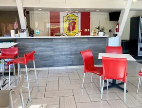 Super 8 by Wyndham Albuquerque Downtown - Lobby