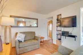 Red Gates Cottage 3 Miles to University! - Intérieur