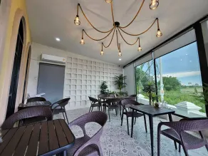 CottagePine Rayong Resort&Cafe - Restaurant