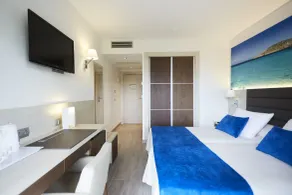 Invisa Hotel Club Cala Blanca - Chambre