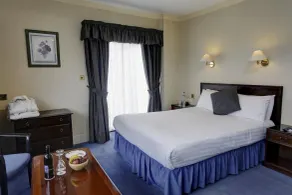 Best Western Queens Hotel - Room