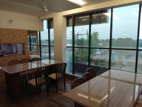 Hotel Krishna - Restaurant