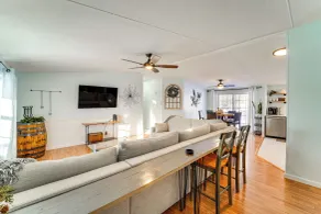 Half-mi to Lakemont Park: Family-friendly Home! - Interiör