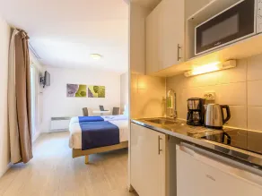 Séjours & Affaires Pantin Charles De Gaulle - Værelse