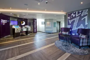 Premier Inn London Tolworth - Reception