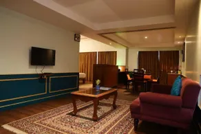 Krishna Inn - Royal Hotels - Room