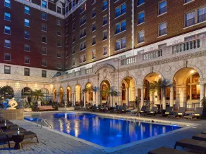  The Royal Sonesta Chase Park Plaza St. Louis - Piscine