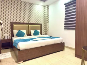 Hotel Pawan Plaza - Near BLK and Ganga Ram Hospital - Karol Bagh - Quarto