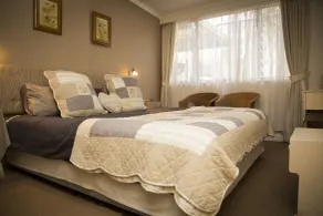 Sunbird Guest House - Værelse