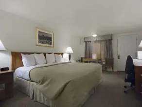 Magnuson Hotel Park Vue - Zimmer
