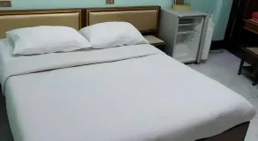 Hotel O Top North Guesthouse - Chambre