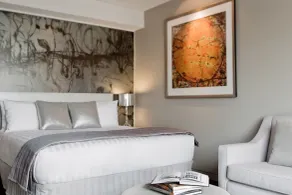 The Olsen Melbourne Art Series - Room