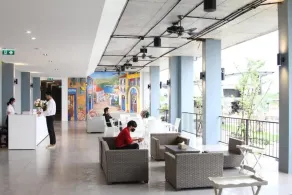 ESC Park Hotel - Coin salon dans le hall