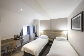 Half Moon, Sherborne by Marston's Inns - Zimmer