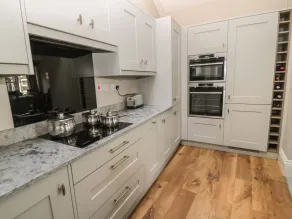Jackson Cottage - Interior